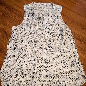 Black and White Sleeveless Blouse